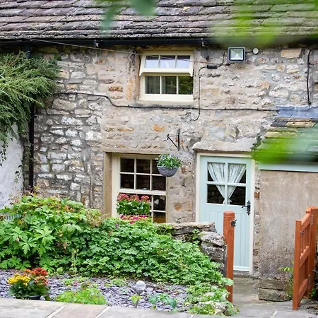 Poppy * Grassington